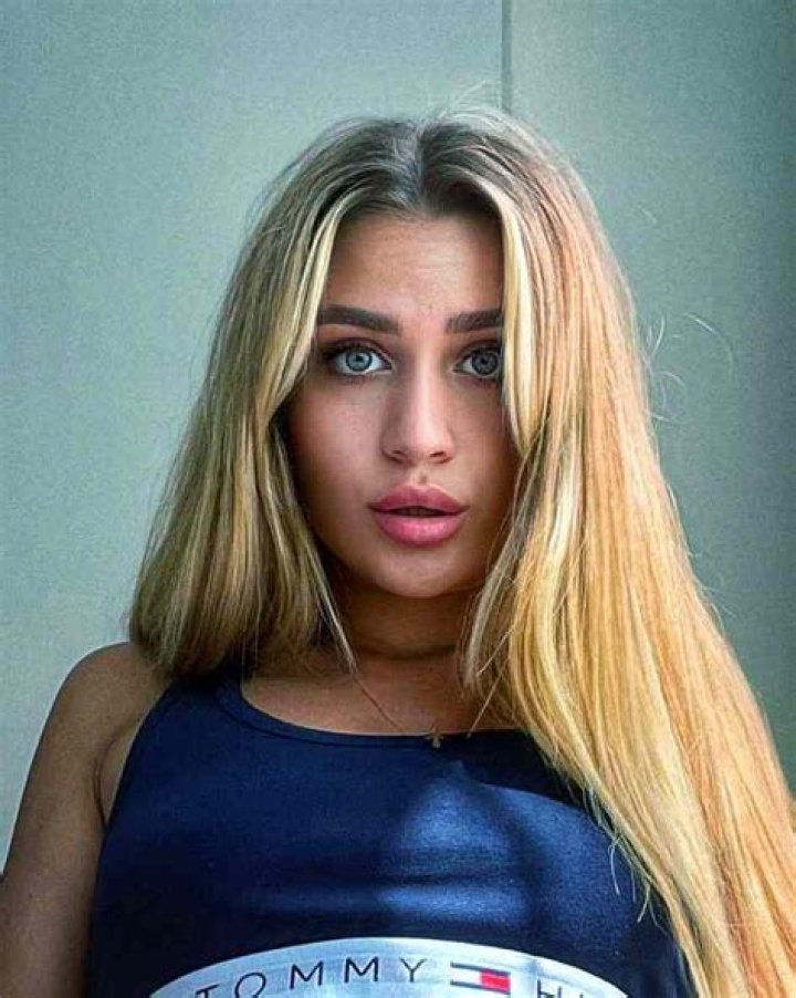 Olivia O’Brien Height, Weight, Net Worth, Age, Birthday, Wikipedia, Who, Nationality, Biography